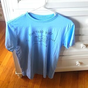 EUC Vineyard vines men's xs graphic t-shirt